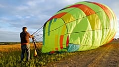 Heißluftballons sind zurück im Himmel über Russland