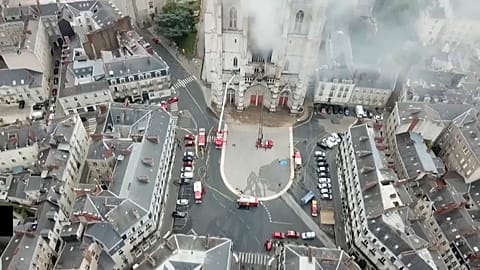 Fire hits 15th-century cathedral in western French city of Nantes