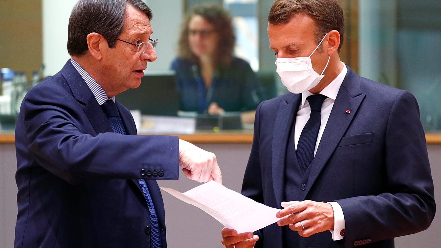 Αναστασιάδης και Μακρόν στη Σύνοδο Κορυφής