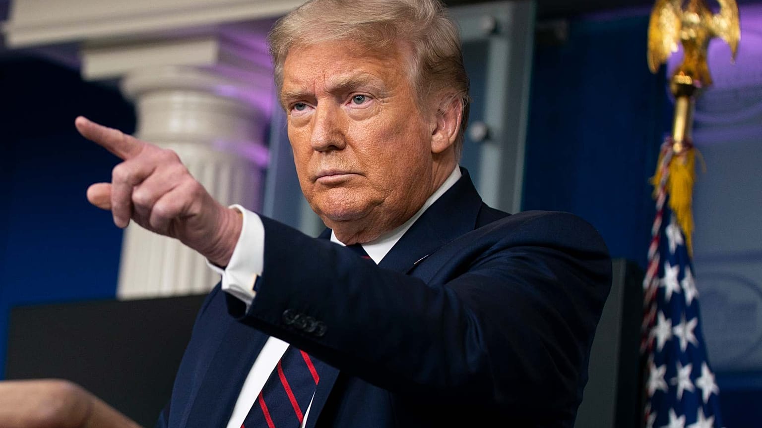 الرئيس الأمريكي دونالد ترامب يتحدث خلال مؤتمر صحفي في البيت الأبيض، واشنطن، الثلاثاء 21 يوليو 2020