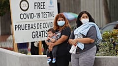 Warten auf Test in Los Angeles
