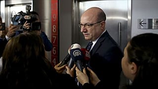 İlhan Cihaner CHP genel başkanlığına aday oldu