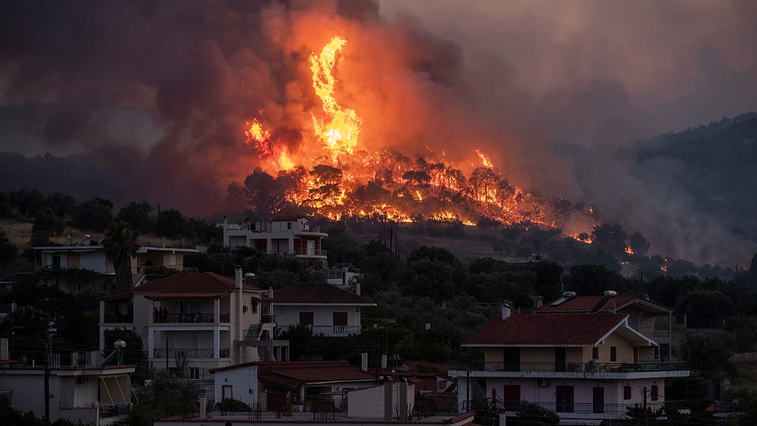Yunanistan'da yangın 