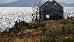 Brandruine in Mati