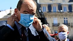 Le Premier ministre français Jean Castex le 18 juillet 2020 devant la Cathédrale de Nantes