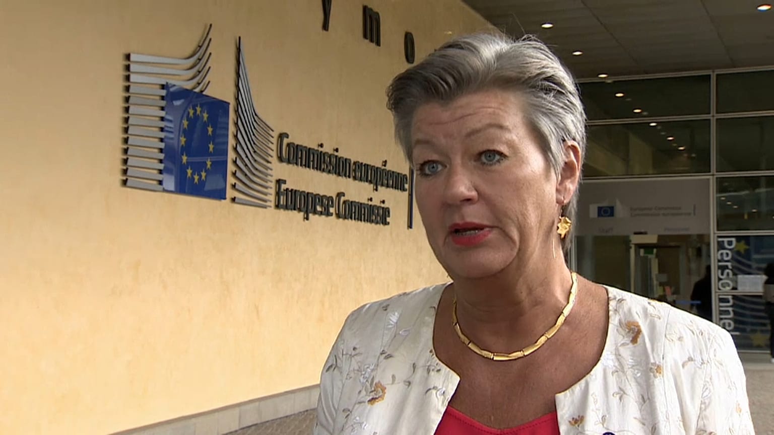 UE prepara medidas para combater o abuso de crianças