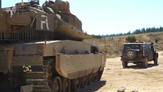 Israël blinde sa frontière avec la Liban