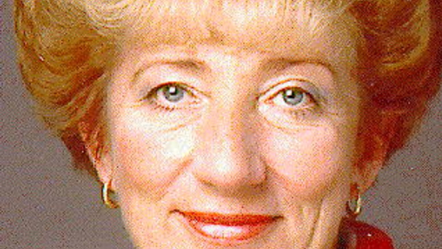 Elhunyt Kósáné Kovács Magda volt munkaügyi miniszter