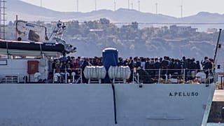 Lampedusa und Migranten: "Die Einheimischen werden verrückt"