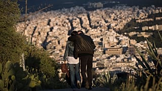 Ελλάδα: Πληροφορίες για το πρόγραμμα επανασύνδεσης νοικοκυριών με χαμηλά εισοδήματα στο ρεύμα