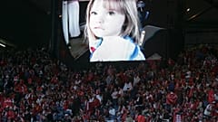 La foto de Maddie McCann en un estadio cuando desapareció para intentar obtener informaciónción 
