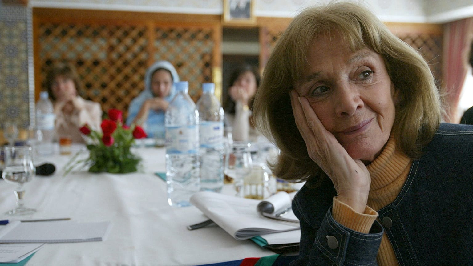 Gisele Halimi photographiée le 6 mars 2004 à Fès au Maroc lors d'un colloque intitulé "Rencontre des femmes des deux bords de la Meditérrannée"