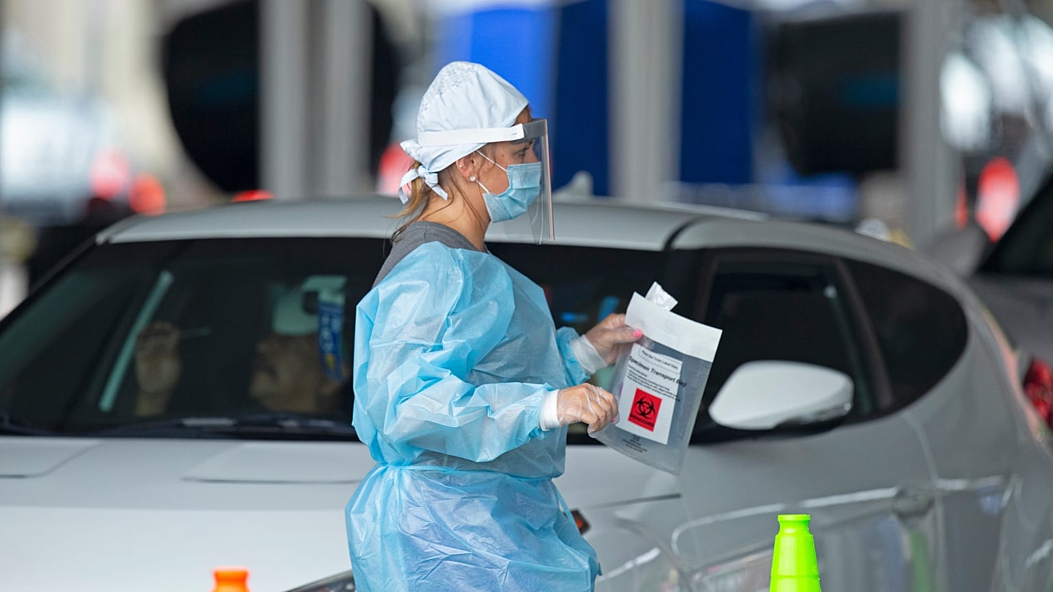 ΗΠΑ - COVID-19:  Τραγικός απολογισμός θανάτων και κρουσμάτων μέσα σε μία μέρα