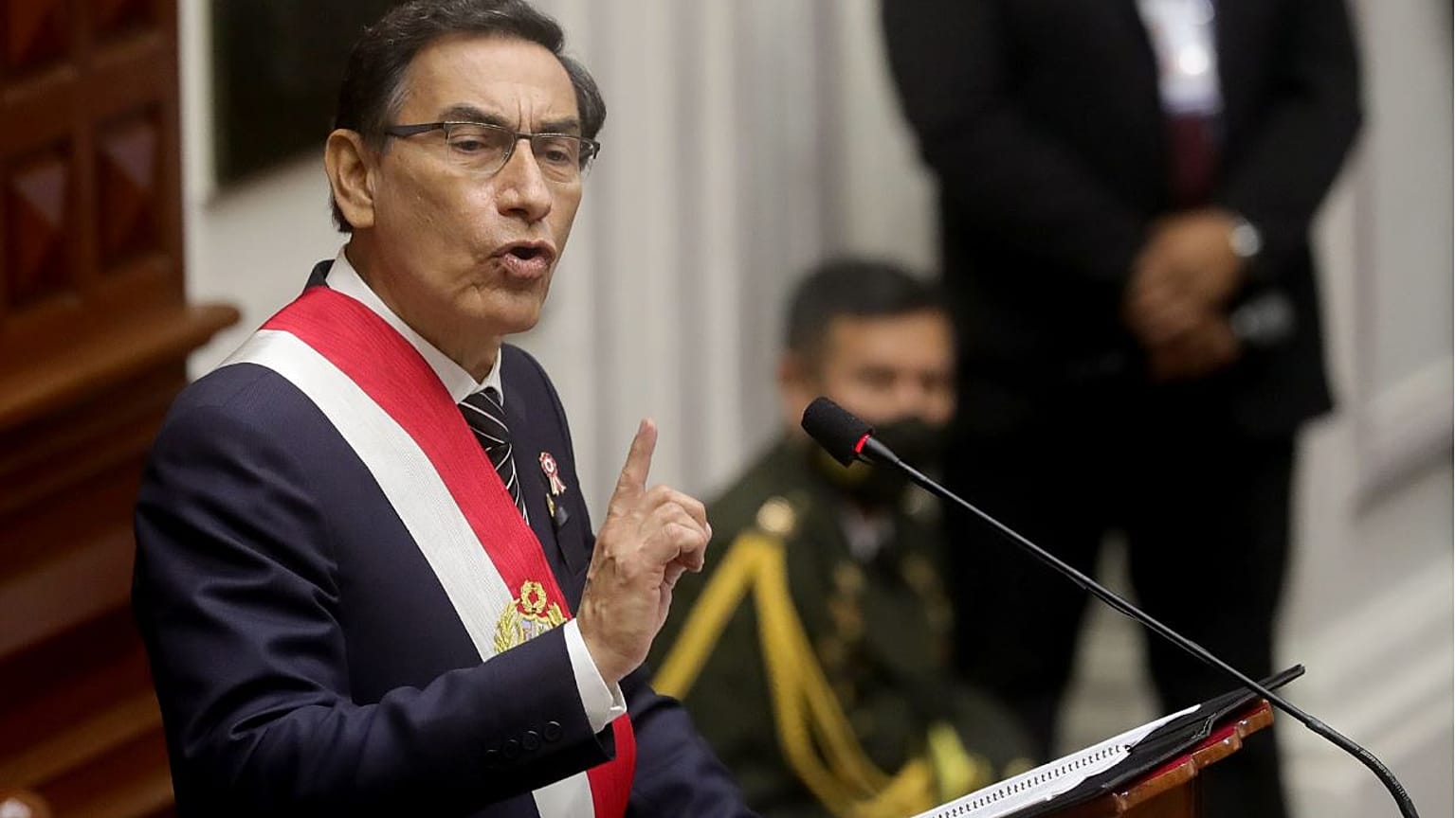 Vizcarra promete cobertura sanitaria para todos los peruanos