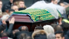 Almanya'da cenaze törenine katılan kişiler Covid-19'a yakalandı