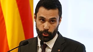 Roger Torrent attends a press conference at the Catalonia Parliament in Barcelona, March 2018