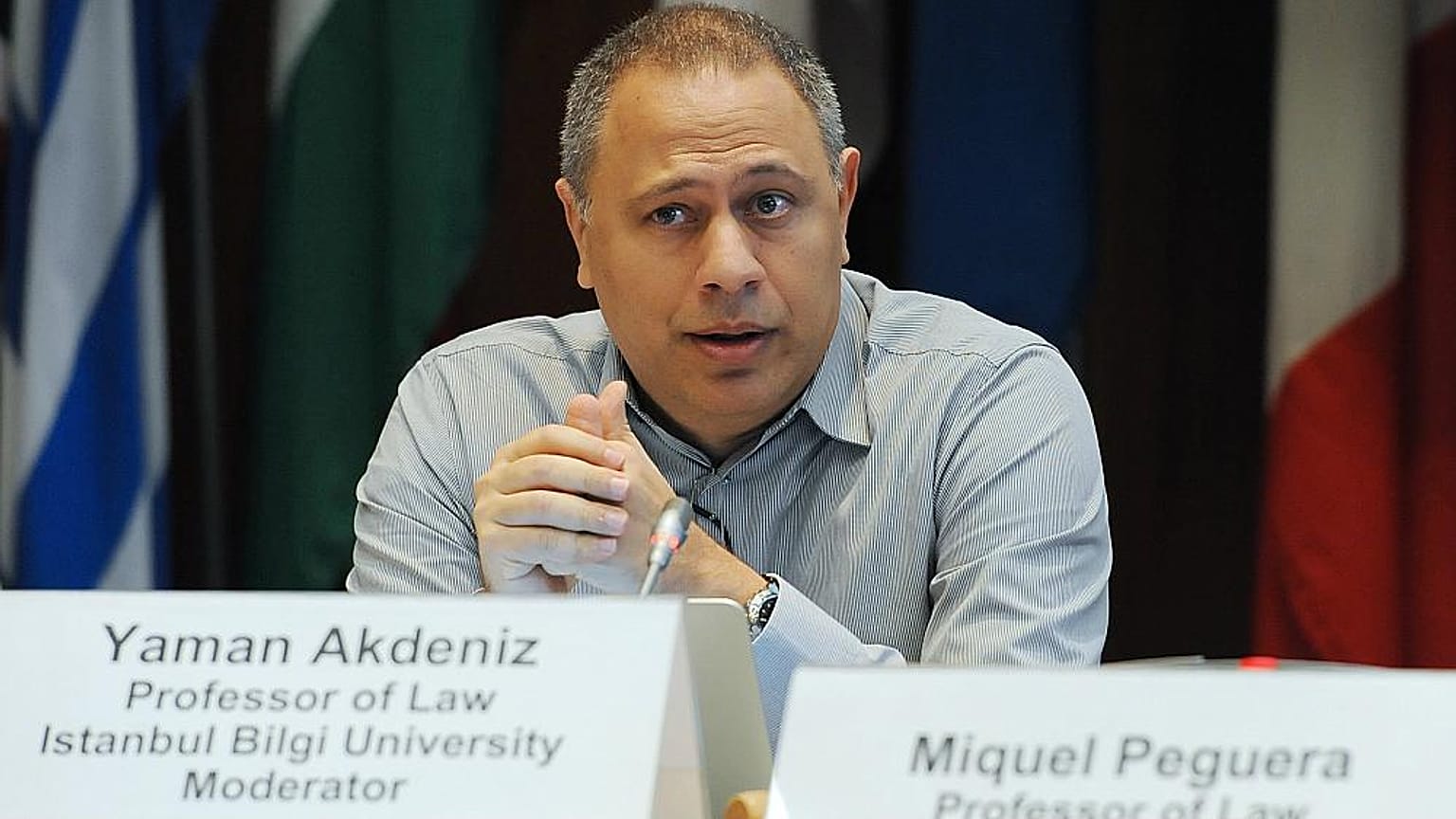 Yaman Akdeniz'den sosyal medya yasası değerlendirmesi