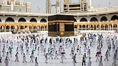في زمن "كورونا".. حجٌ "افتراضي" لعائلات الحجّاج المختارين