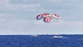 La capsule Dragon se pose dans le Golfe du Mexique