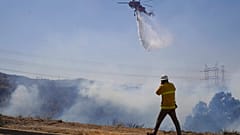 Incêndios não dão tréguas na Califórnia 
