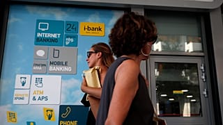Ελλάδα: Τι ισχύει για τις τραπεζικές συναλλαγές από σήμερα
