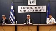 Ελλάδα: Ενημέρωση από Νίκο Χαρδαλιά, Σωτήρη Τσιόδρα για τον κορονοϊό στις 6 το απόγευμα 