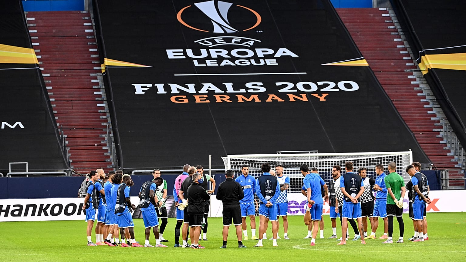 Getafe's team stands on the pitch during the training session prior the Europa League