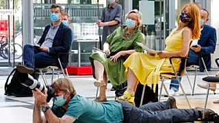 Journalisten bei Spahn-Pressekonferenz in Berlin