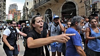 Kormányellenes tüntetés augusztus 6-án Bejrútban