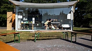 Австрийские актеры отправились на двухнедельный перформанс-карантин