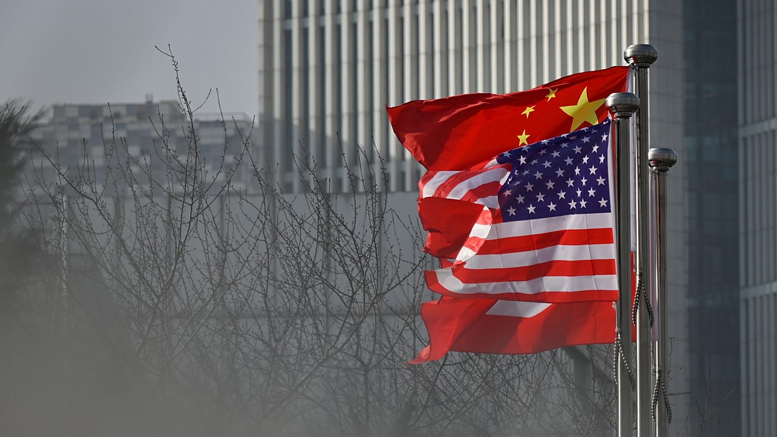 Çin’den ABD’nin Hong Kong yaptırımına misilleme