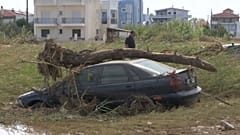 No comment: Εύβοια - Οι κάτοικοι μετρούν τις πληγές τους