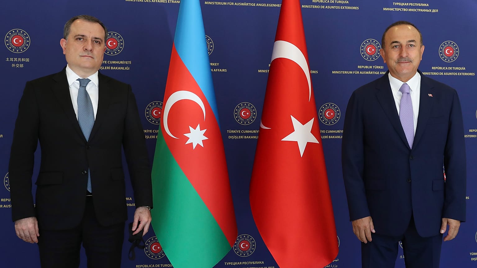 وزیران خارجهٔ آذربایجان و ارمنستان