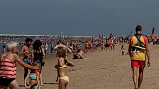 Belgische Strandorte gegen Tagestouristen