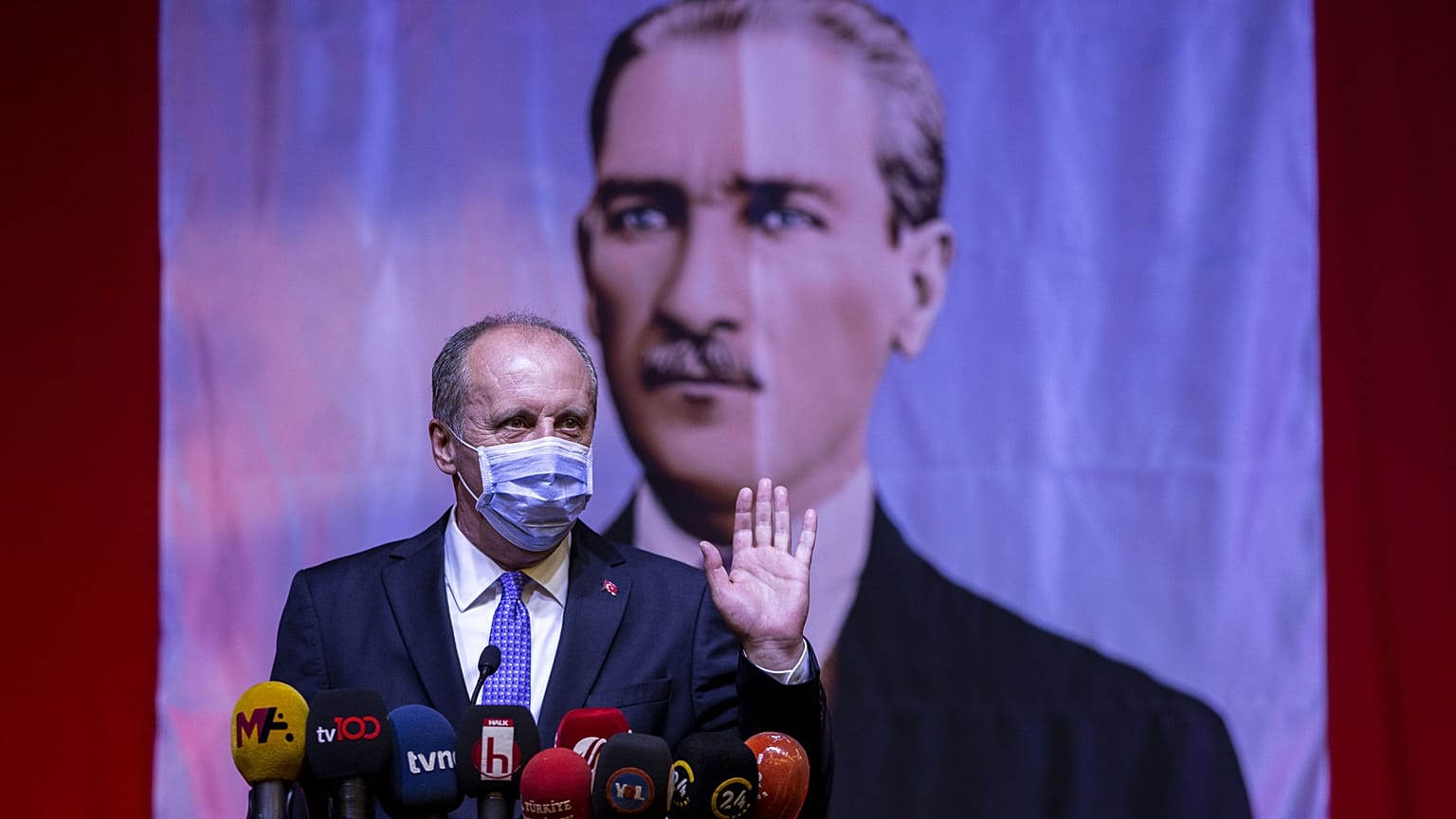 Muharrem İnce 'Bin Günde Memleket Hareketi'nin 4 Eylül'de başlayacağını açıkladı