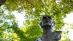 Eine Büste von Juan Carlos im Jardines del Campo del Moro in Madrid (3. August 2020) 