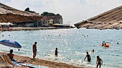 Strand a horvát tengerparton