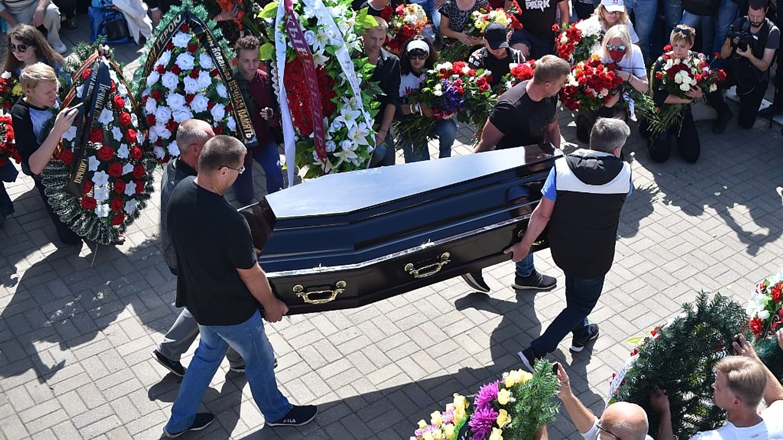 Manifestante ucciso negli scontri a Minsk