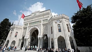 İstanbul Üniversitesi