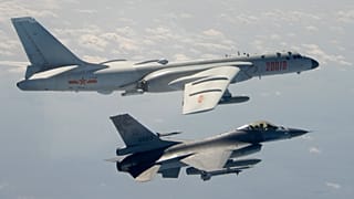 F-16 savaş uçağı