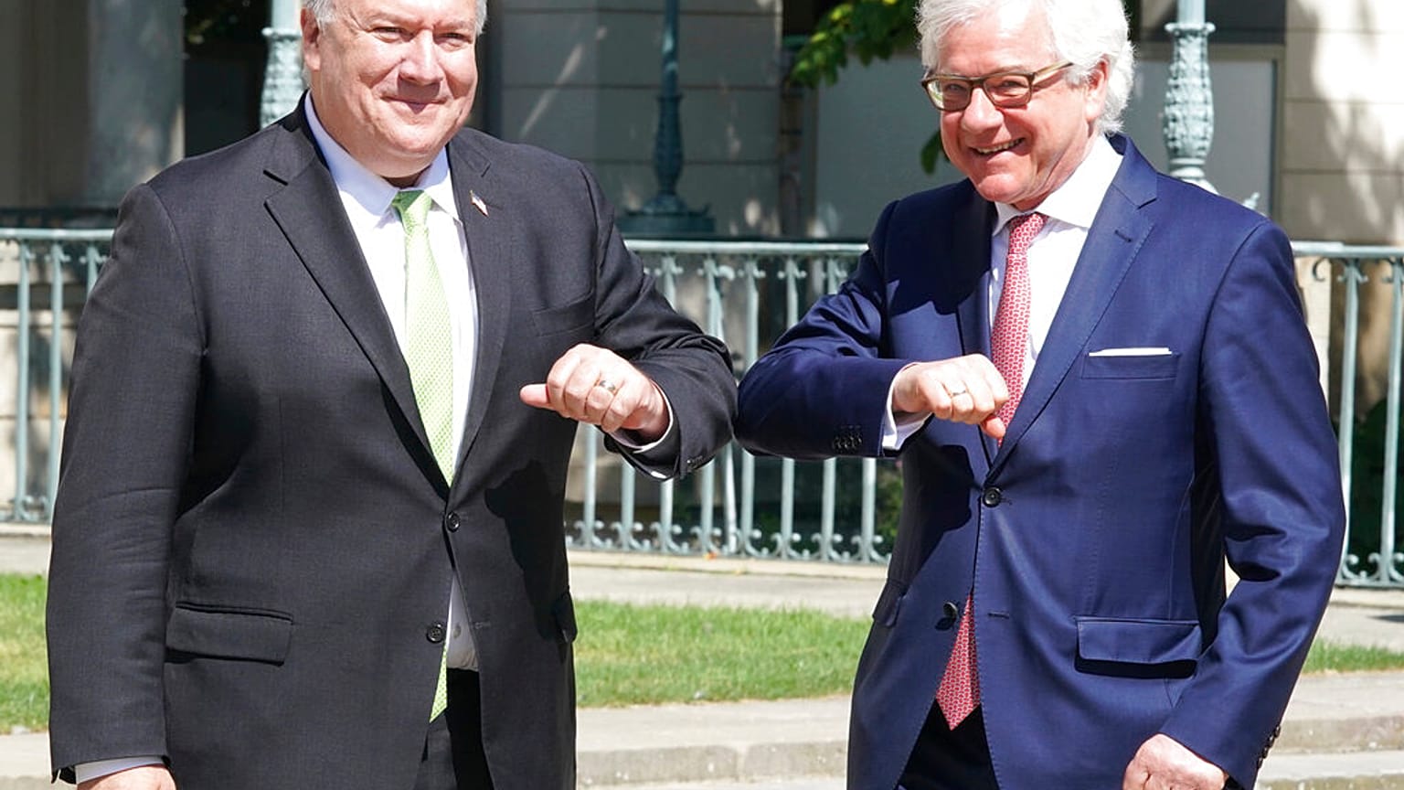 Mike Pompeo amerikai és Jacek Czaputowicz lengyel külügyminiszter