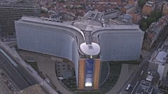 Covid-19: Comissão Europeia não quer encerramento de fronteiras