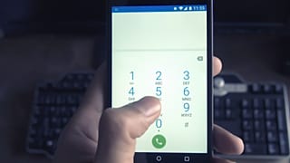 وينتهي الرقم بالعدد ثمانية مكرراً خمس مرات، وهو عدد ينظر إليه الصينيون على أنه فأل خير لأن لفظ "ثمانية" باللغة المندرية يعني أيضا "الازدهار".
