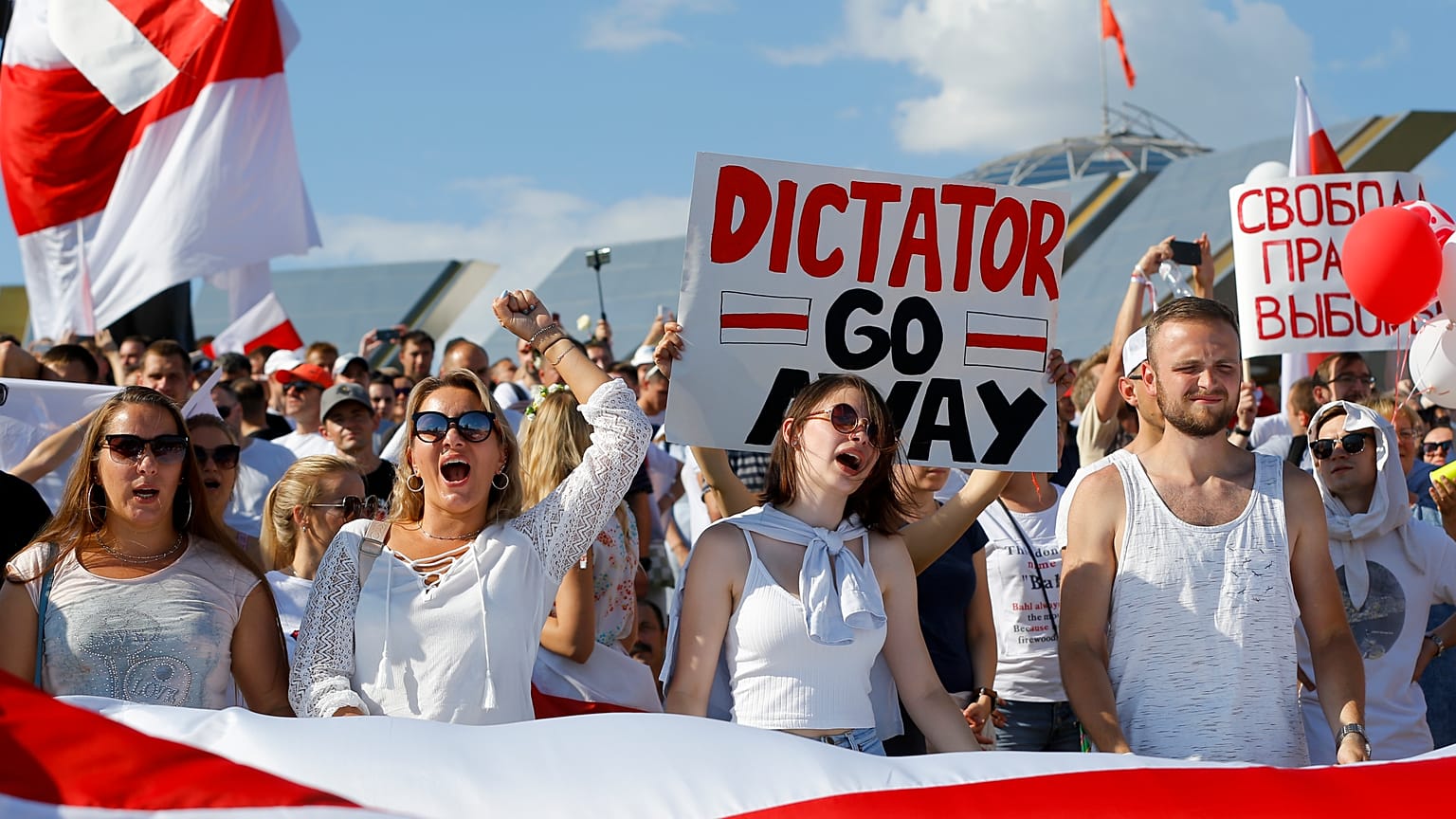 Manifestations  à Minsk contre le président réélu Alexandre Loukachenko le 16 août 2020
