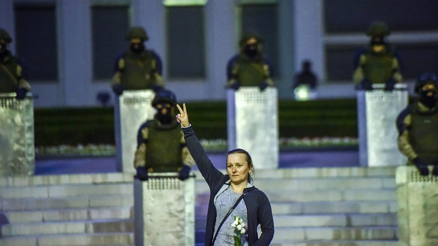 Belarus protestolar ve güvenlik güçleri