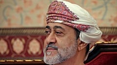 سلطان عمان هيثم بن طارق