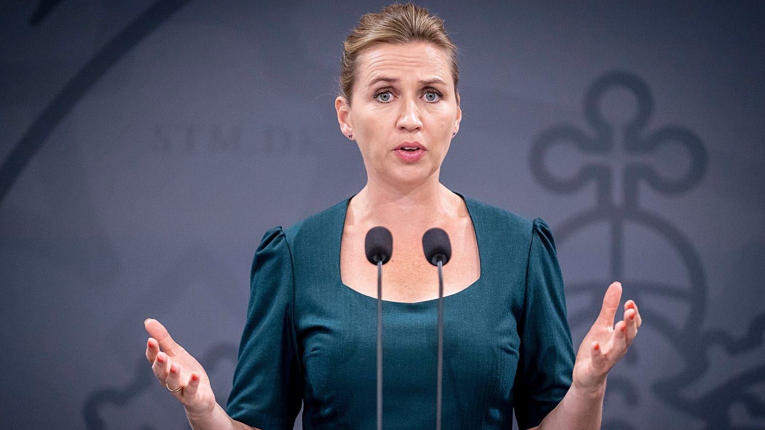Mette Frederiksen dán miniszterelnök