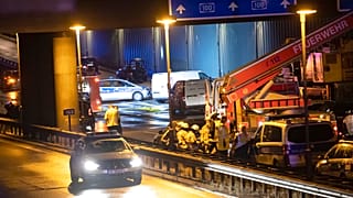 Auf der A100 nach den Unfällen