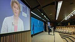 Avrupa Birliği liderler zirvesi sonrası AB Konsey Başkanı Charles Michel ve AB Komisyon Başkanı Ursula Von der Leyen telekonferansla ortak basın toplantısı düzenledi