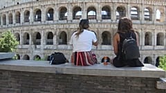 Covid-19: Itália considera bloqueios localizados